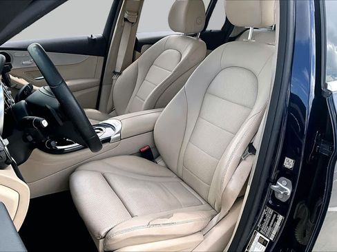 Used 2017 Mercedes-Benz GLC 300 image 7