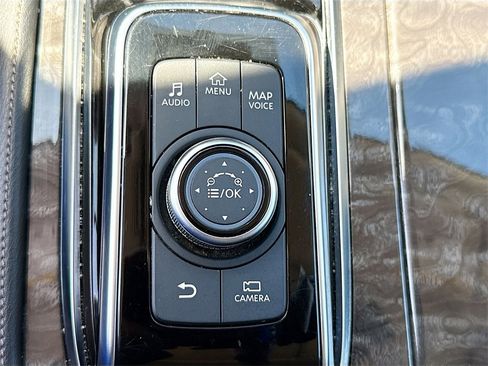 Used 2023 Nissan Armada Platinum w/ Captain's Chairs Package image 22