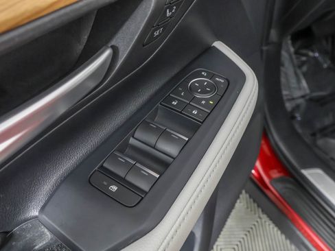 Used 2024 Toyota Grand Highlander AWD image 35