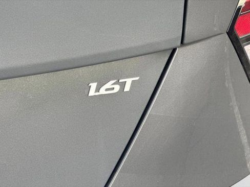 New 2026 Hyundai Kona SEL Premium image 23