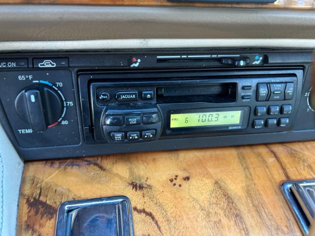 Used 1996 Jaguar XJS 4.0 Convertible RWD image 20
