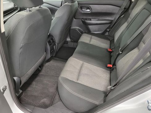 Used 2025 Nissan Rogue SV image 21