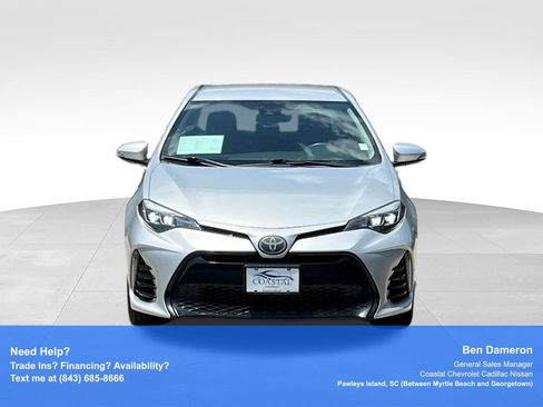 Used 2017 Toyota Corolla SE w/ Carpet Mat Package (TMS) FWD image 2