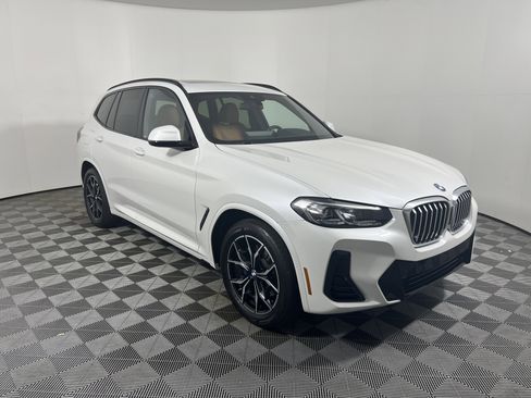 Used 2022 BMW X3 sDrive30i w/ M Sport Package 2 RWD image 7