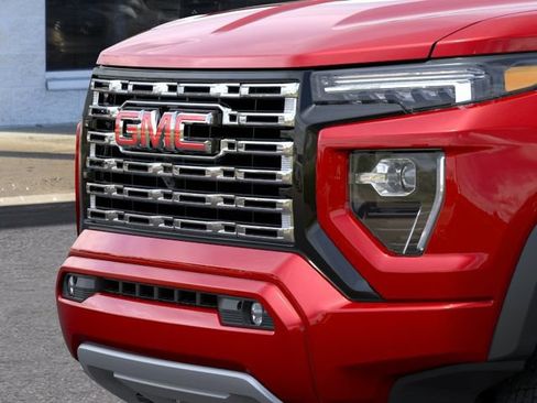 New 2026 GMC Canyon Denali AWD/4WD image 13