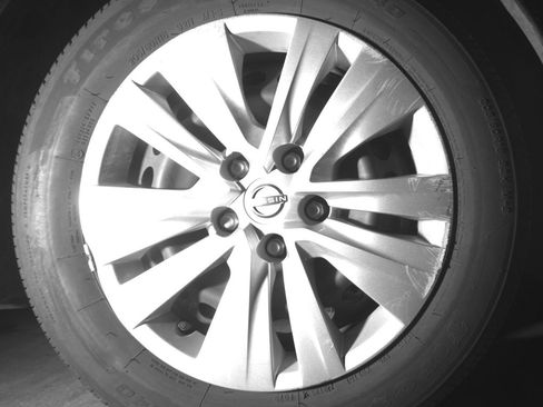 Used 2025 Nissan Sentra S image 13