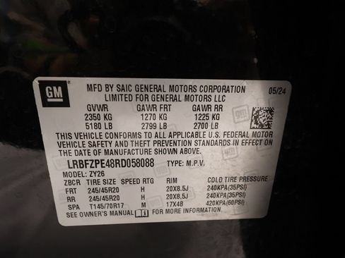 Used 2024 Buick Envision Sport Touring AWD/4WD image 31