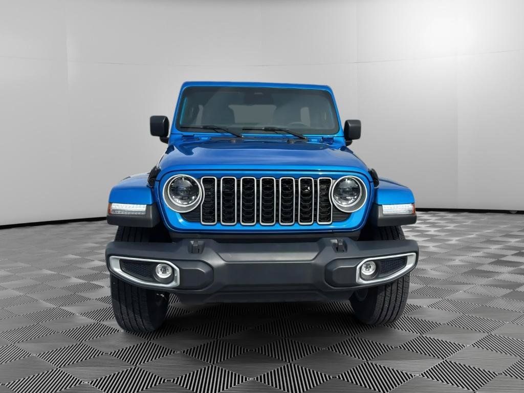 Used 2025 Jeep Wrangler Unlimited Sahara AWD/4WD image 7
