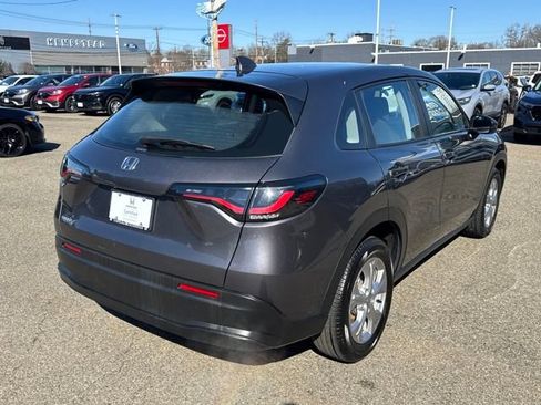 Used 2023 Honda HR-V LX image 16