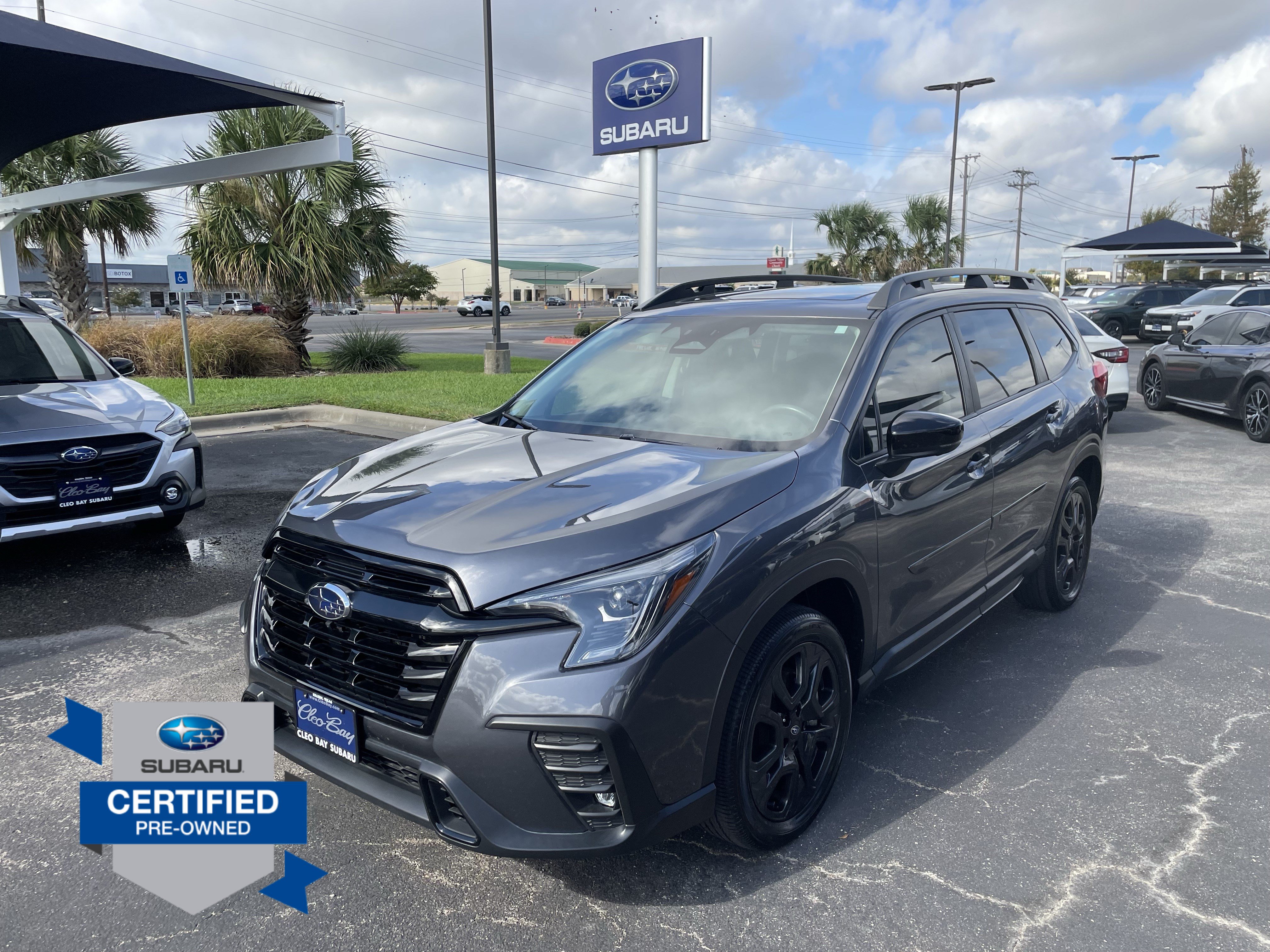Used 2025 Subaru Ascent Bronze Edition AWD/4WD image 3