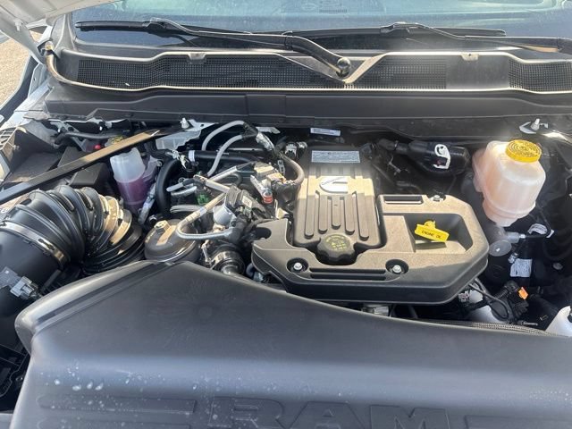 Used 2026 RAM 5500 Tradesman AWD/4WD image 12