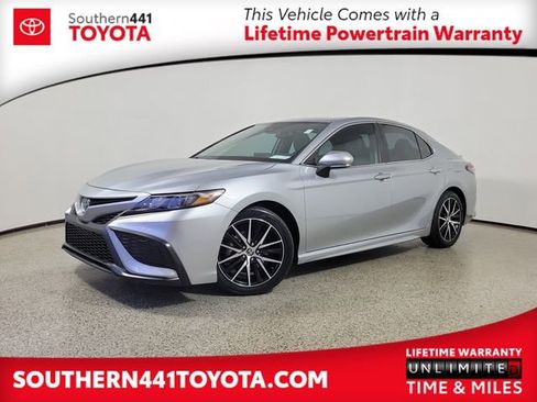 Used 2023 Toyota Camry SE w/ Audio Upgrade Package FWD image 1