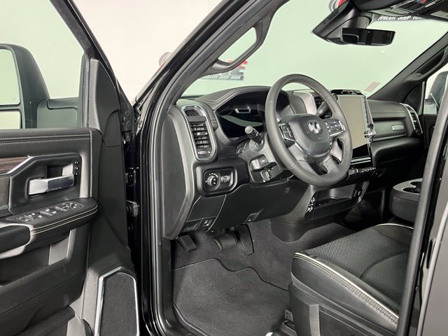 Used 2026 RAM 2500 Laramie AWD/4WD image 23