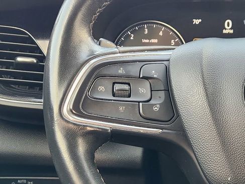 Used 2023 Buick Envision Essence image 28