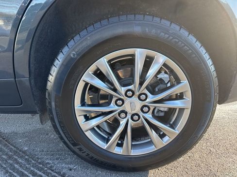 Used 2023 Cadillac XT5 Premium Luxury w/ Technology Package AWD/4WD image 12