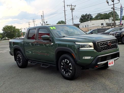Used 2024 Nissan Frontier PRO-4X w/ Pro Convenience Package AWD/4WD image 3
