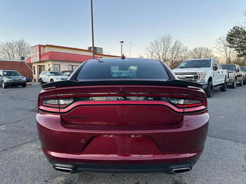 Used 2019 Dodge Charger SXT w/ Plus Group image 6
