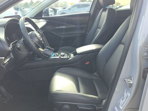 Used 2025 MAZDA CX-30 AWD 2.5 S w/ Select Sport Pkg image 4