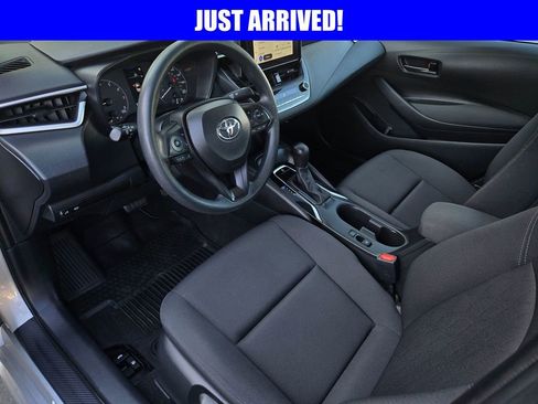 Used 2024 Toyota Corolla LE FWD image 9