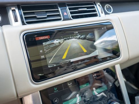 Used 2021 Land Rover Range Rover Westminster Edition image 37