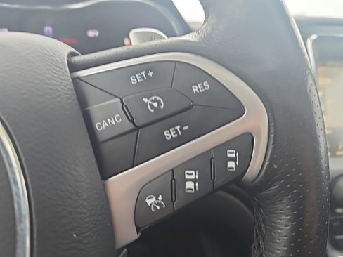 Used 2017 Dodge Durango R/T w/ Technology Group image 13