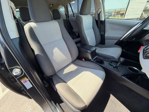 Used 2013 Toyota RAV4 LE AWD/4WD image 12