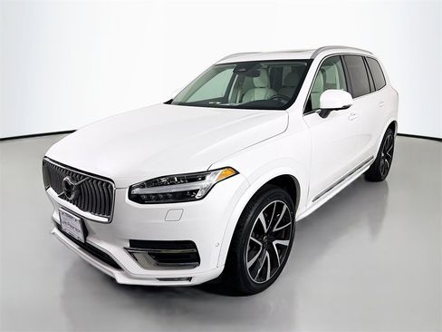 Used 2023 Volvo XC90 B6 Plus w/ Protection Package Premier image 1