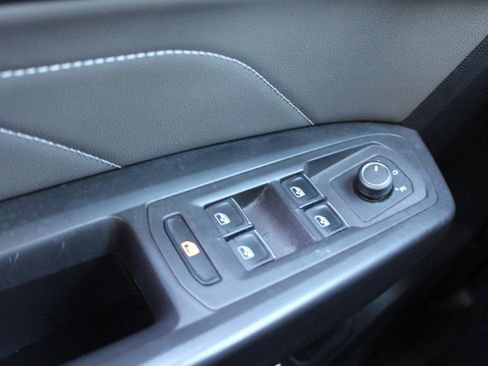 Used 2022 Volkswagen Atlas SEL image 28