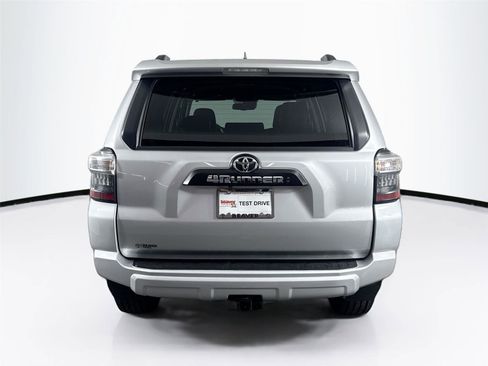 Certified 2024 Toyota 4Runner TRD Off-Road Premium image 12