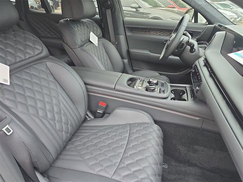 New 2026 Genesis G90 3.5T Prestige image 10