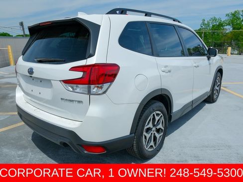 Used 2023 Subaru Forester Premium AWD/4WD image 5