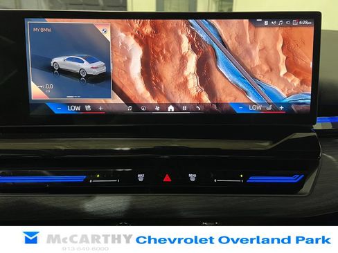 Used 2025 BMW 530i xDrive w/ Premium Package AWD/4WD image 21