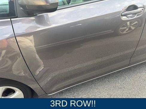 Used 2012 Toyota Sienna LE FWD image 4