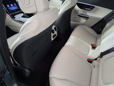 New 2026 Mercedes-Benz GLC 300 image 13