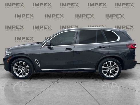 Used 2022 BMW X5 xDrive40i AWD/4WD image 2