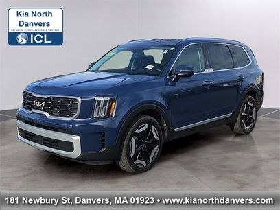 Used 2023 Kia Telluride S w/ S Sunroof Package
