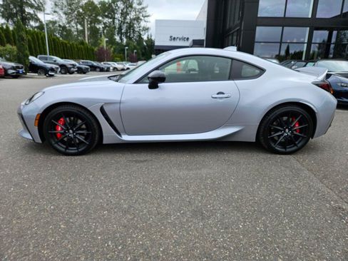 Used 2024 Toyota GR86 Premium w/ Performance Package RWD image 2