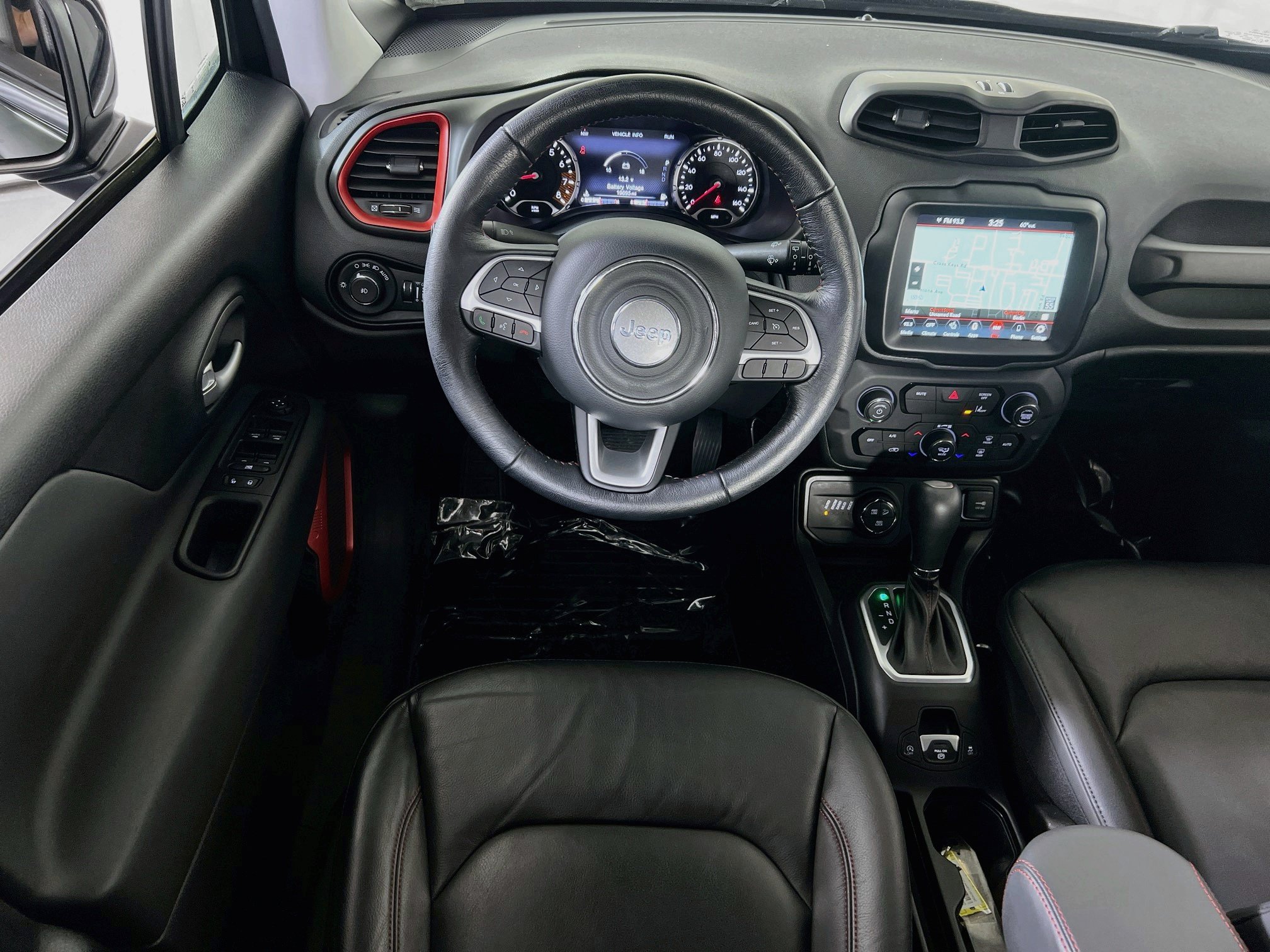 Used 2023 Jeep Renegade Trailhawk w/ Trailhawk Elite Group AWD/4WD image 22