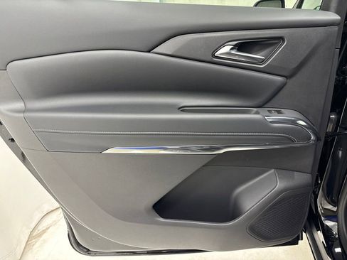 New 2026 Chevrolet Traverse LT w/ Midnight/Sport Edition image 17