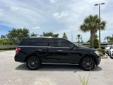 Used 2019 Ford Expedition Limited image 3