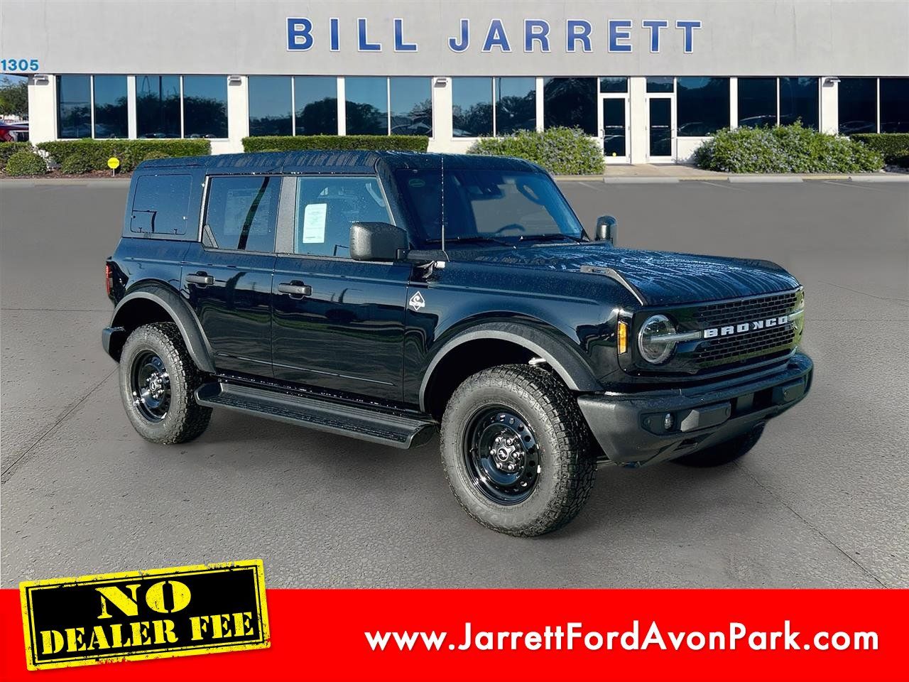 New 2026 Ford Bronco Outer Banks AWD/4WD image 1