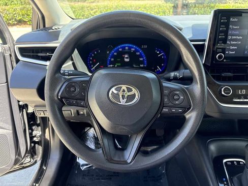Used 2021 Toyota Corolla LE w/ Carpet Mat Package (TMS) FWD image 21