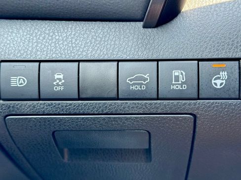 Used 2024 Toyota Camry SE FWD image 27