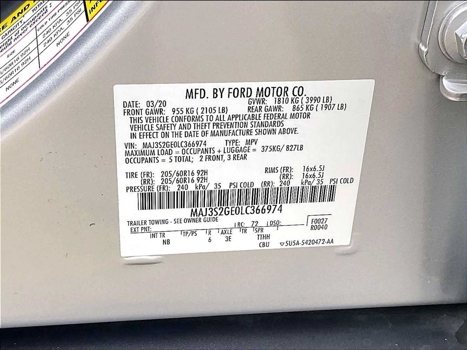 Used 2020 Ford EcoSport SE w/ SE Convenience Package FWD image 32