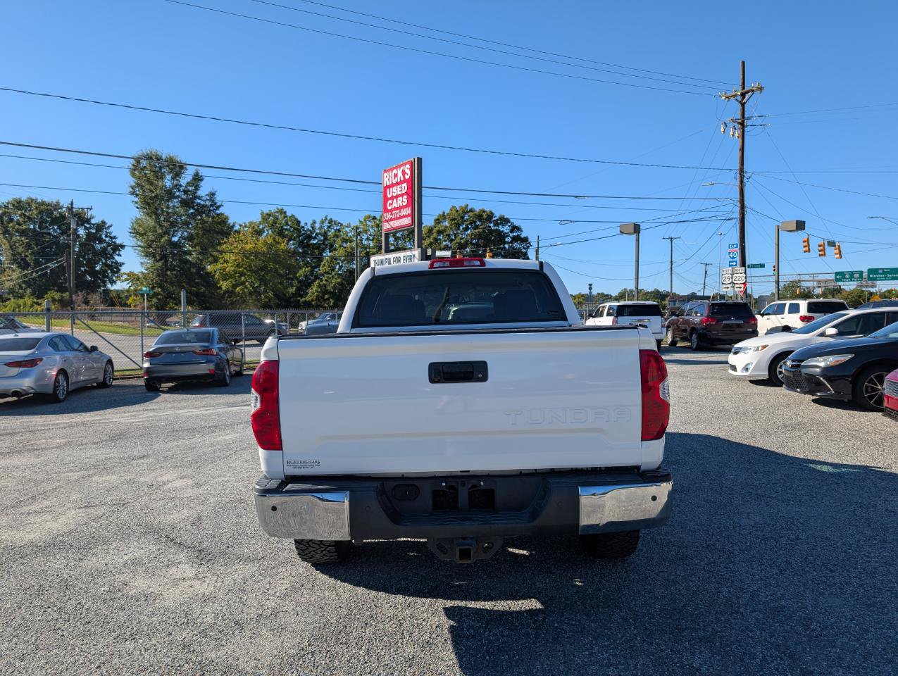 Used 2014 Toyota Tundra Limited w/ Limited Premium Package AWD/4WD image 8