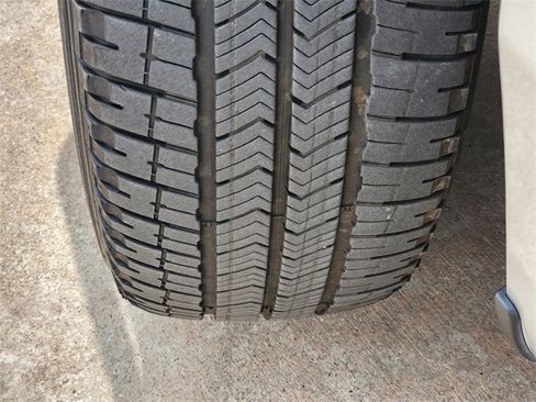 Used 2024 Ford F150 XLT w/ Equipment Group 302A MID image 11