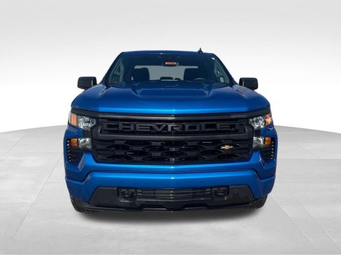 Used 2023 Chevrolet Silverado 1500 Custom AWD/4WD image 18