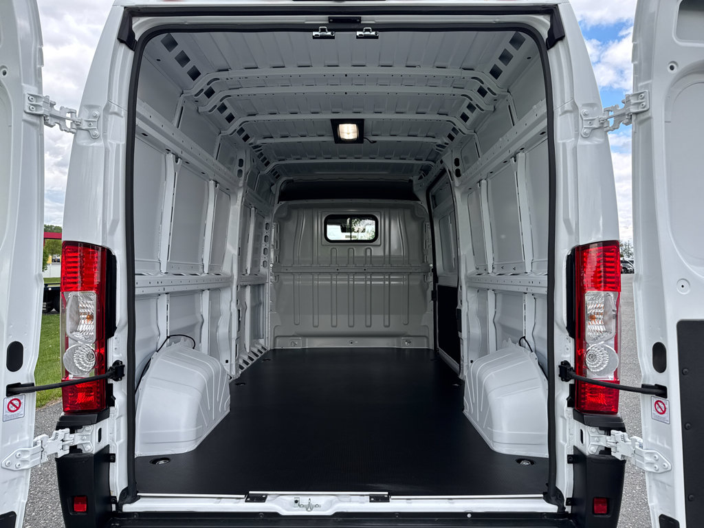 New 2026 RAM ProMaster 2500 w/ Advanced Safety Group FWD image 10