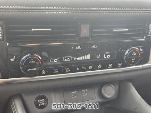 Certified 2025 Nissan Rogue Platinum w/ Platinum Premium Package FWD image 22