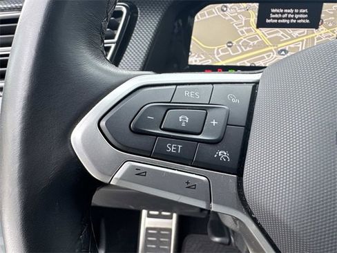 Used 2024 Volkswagen Atlas Cross Sport SEL R-Line image 31